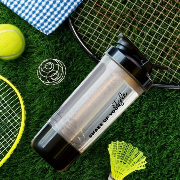 MUSCLE HORN 600mL Leakproof Protein Shaker BPA-Free with Storage & Blender Ball